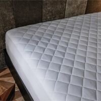 Wasserdichter Matratzenschoner mit Absteppung -  Care Save